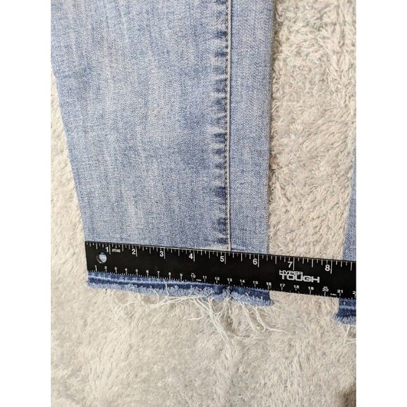 Kut from the Kloth Light Wash Distressed Straight Leg Jeans Women's Size 4 - Picture 7 of 12